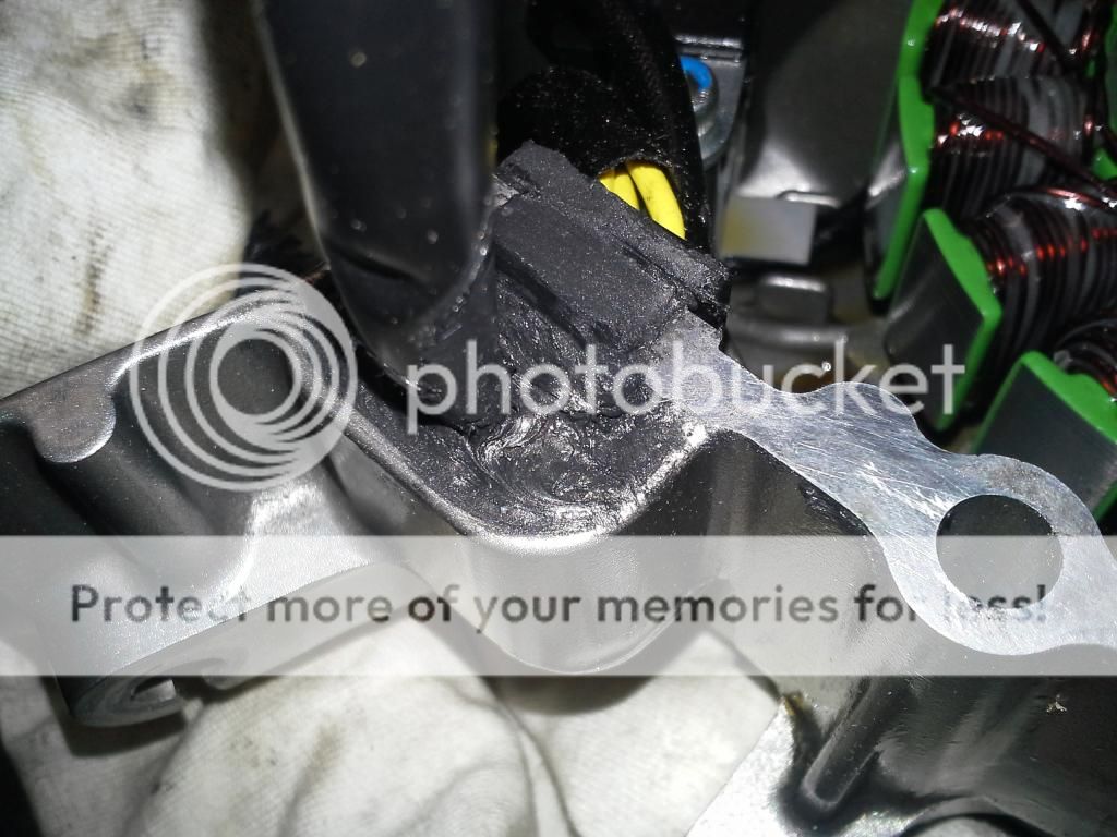 Oil leak at stator cover wiring rubber plug StromTrooper