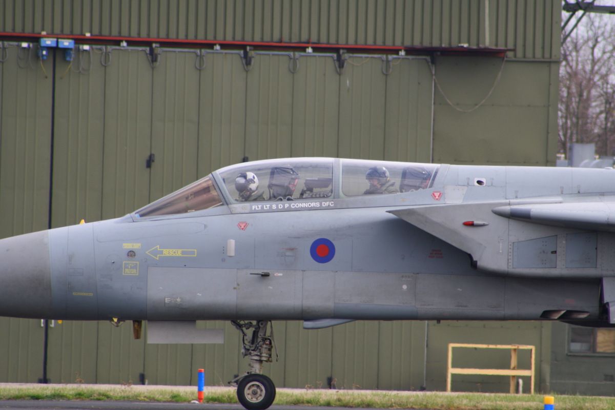 http://i881.photobucket.com/albums/ac16/Pully113/LAST%20F3%20OPS%20AT%20LEEMING%2010_zpswnbdpqlg.jpg