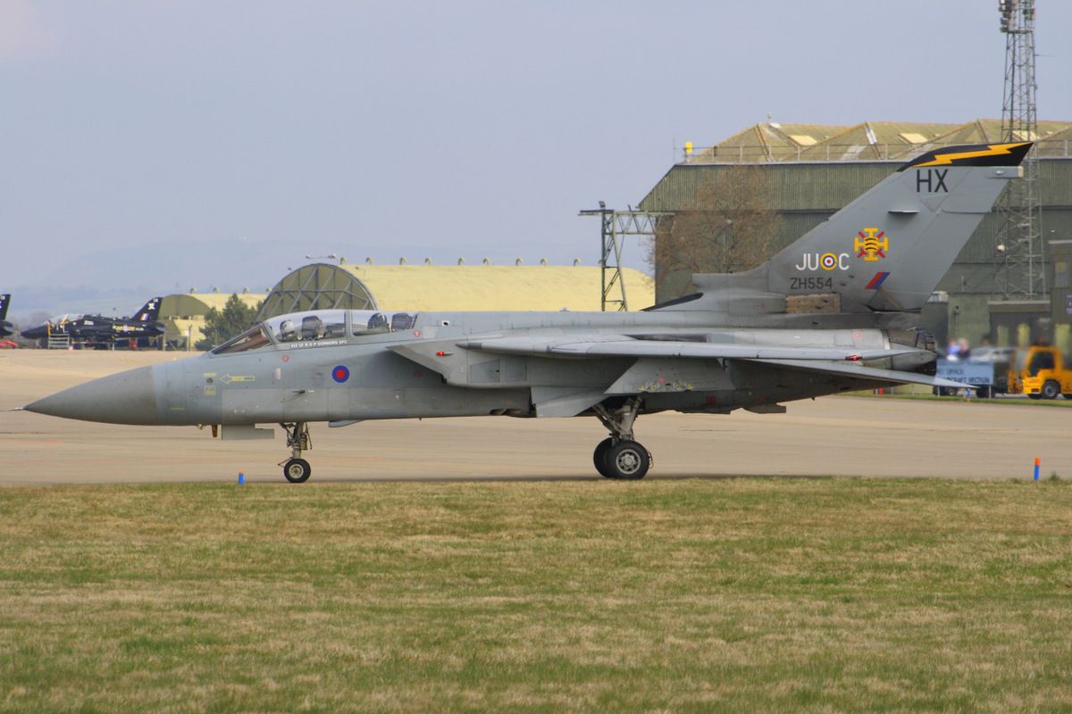 http://i881.photobucket.com/albums/ac16/Pully113/LAST%20F3%20OPS%20AT%20LEEMING%2011_zpsouqst5qw.jpg